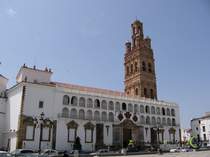 Ver Iglesa Ntra Sra de las Granadas